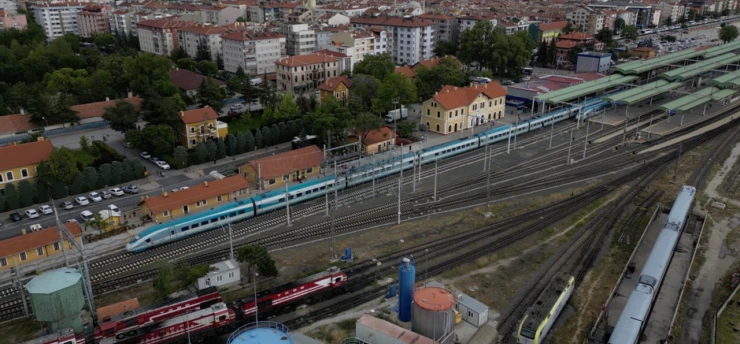 Konya-İstanbul Hattı'nda 13 milyon yolcu yüksek hızda seyahat etti