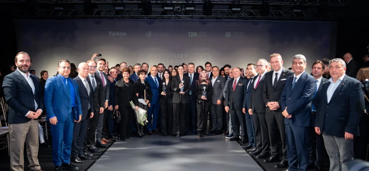 Kumaş tasarım yarışmasının ödülleri sahiplerini buldu