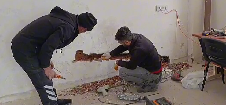 Öğretmen ve veliler el ele verdi bütün okulu baştan onardı