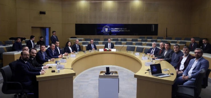 YEKA GES-2025 yarışmalarının sözleşmeleri imzalandı