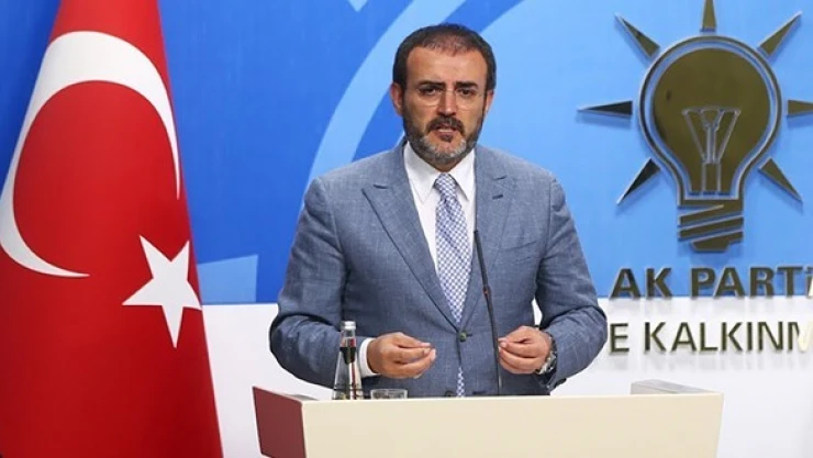 Afşinliler Demokrasi Nöbeti İçin Meydana Akın Etti