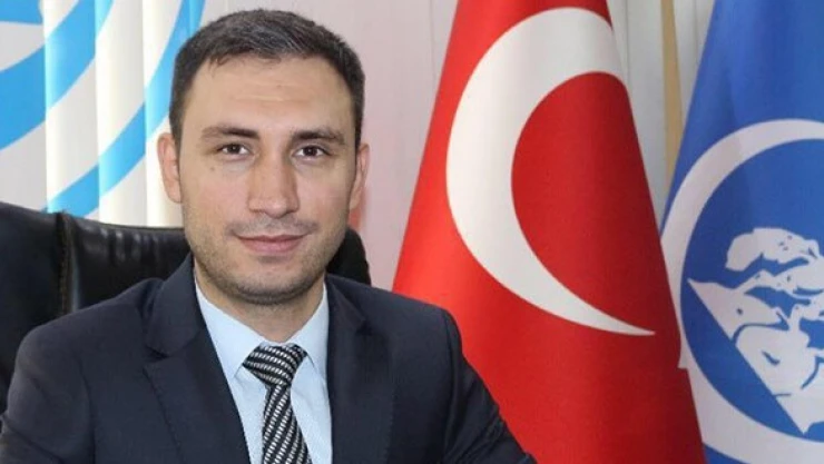 Mahçiçek'ten Demokrasi Nöbetine Tam Destek