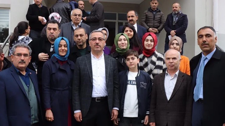 Güngör, oyunu ailesi ile kullandı!