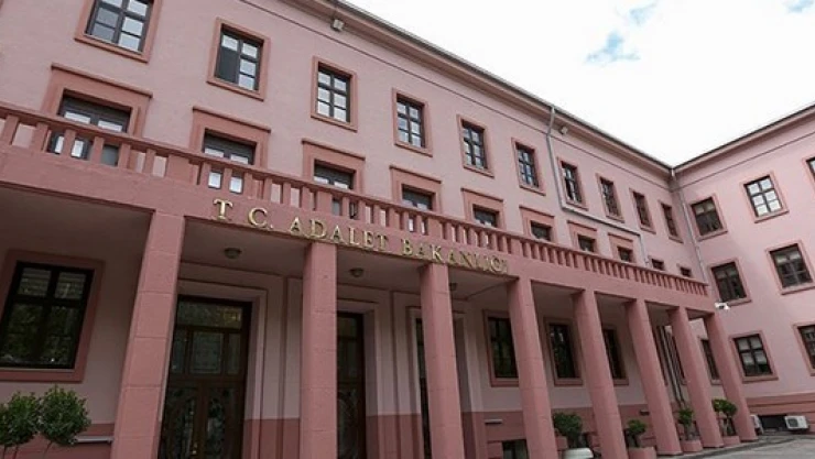 Adalet Bakanlığı bu yıl 12 bin 713 personel alacak!