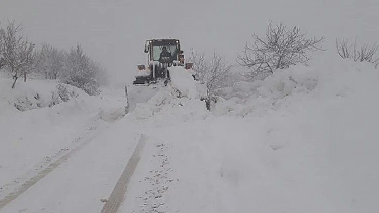 Kar temizleme çalışmaları Kahramanmaraş'ta devam ediyor!
