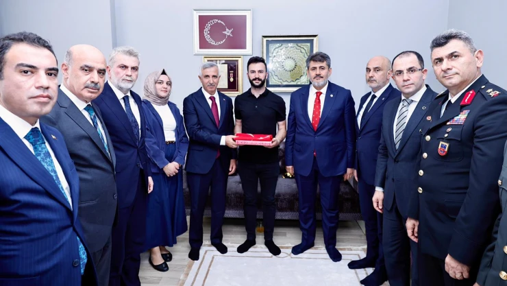 15 Temmuz'un kahramanlarına vefa ziyareti