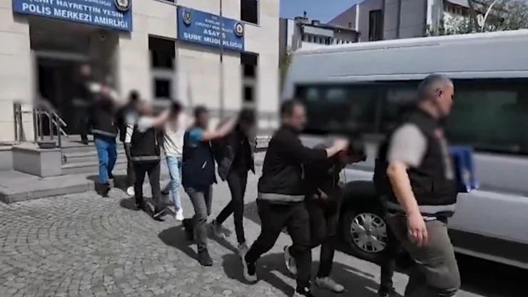 17 ilde 17 ayrı dolandırıcı şebekesine operasyon