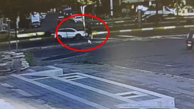 17 yaşındaki kızın ölümüne neden olan kaza anı güvenlik kamerasında