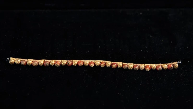 2 bin 700 yıllık altın kolye doğduğu topraklara dönüyor