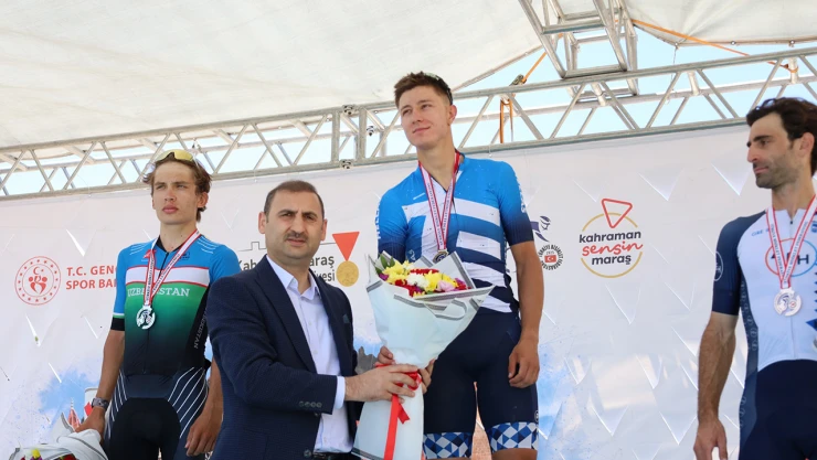 2'nci Uluslararası Bisiklet Yarışması'nda ilk gün başarıyla tamamlandı