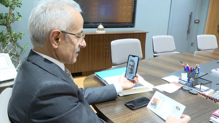 21 Yıl önce yazılan mektuba, Bakandan görüntülü cevap