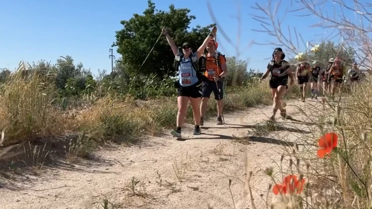 25 ülkeden 350 sporcunun katılımıyla Çöl Maratonu başladı