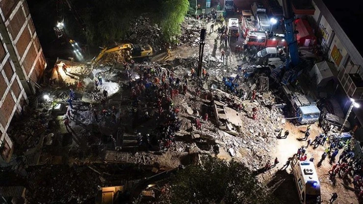 3 yaşındaki Elif, 65 saat sonra kurtarıldı