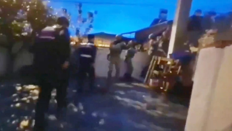 4 ilde faaliyet gösteren çete çökertildi