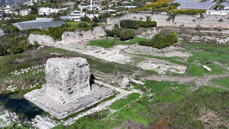43 yıldır aranan Zeus Tapınağı bulundu
