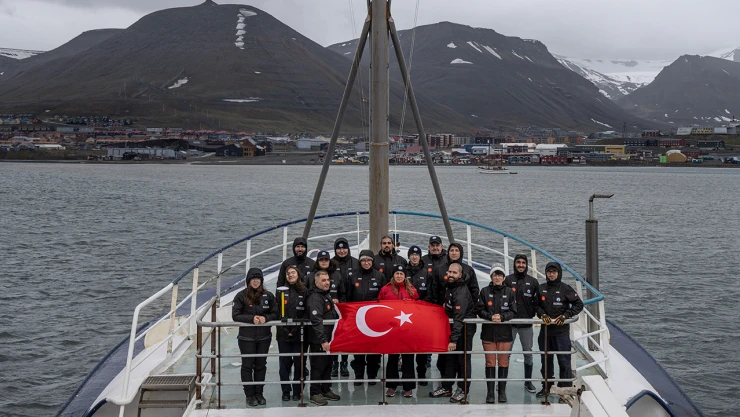 5'inci Arktik Bilimsel Araştırma seferi başladı