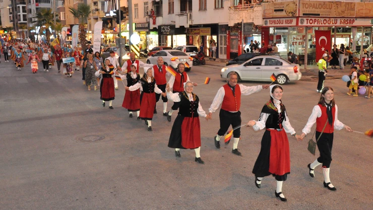 52. Uluslararası Silifke Müzik ve Folklor Festivali başladı