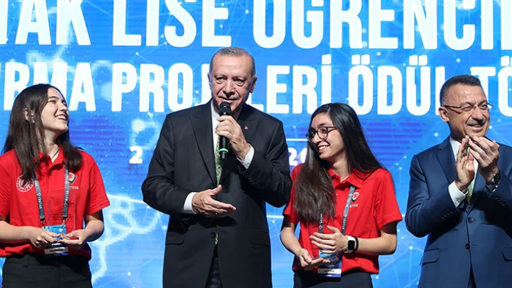 53. TÜBİTAK Lise öğrencileri araştırma projelerinde ödüller sahiplerini buldu