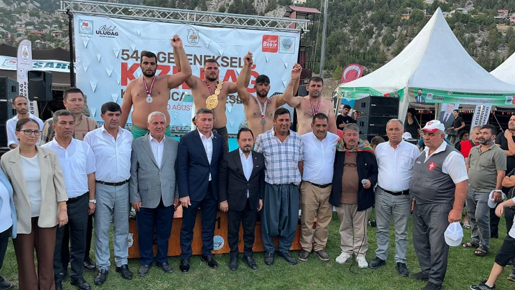 540'ıncı Geleneksel Kızıldağ Karakucak Güreşleri'nin başpehlivanı belli oldu