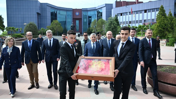 57'nci Piyade Alayı Sancağı, Kahramanmaraş'tan Çanakkale'ye uğurlandı