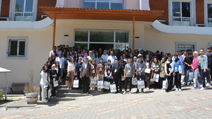 8 ilçeden 150 öğrenci Şehir Okumaları'nda buluştu