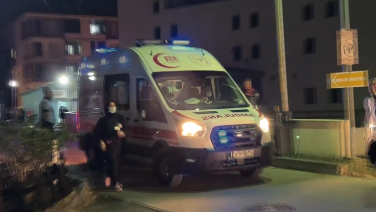 9 polis, şüpheli maddeyi inceledikleri esnada rahatsızlandı