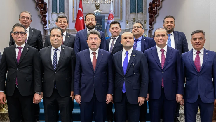 Adalet Bakanı Yılmaz Tunç, 11 ilin baro başkanı ile bir araya geldi