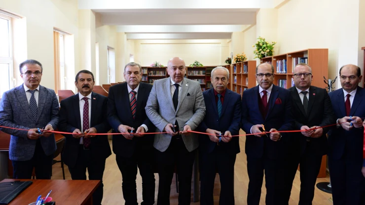 Afşin sağlık yüksekokulunda Safiye - Hüseyin Elbi kütüphanesi açıldı