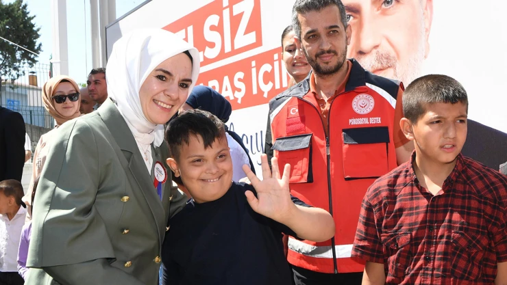 Aile ve Sosyal Hizmetler Bakanı Göktaş, Kahramanmaraş'ta