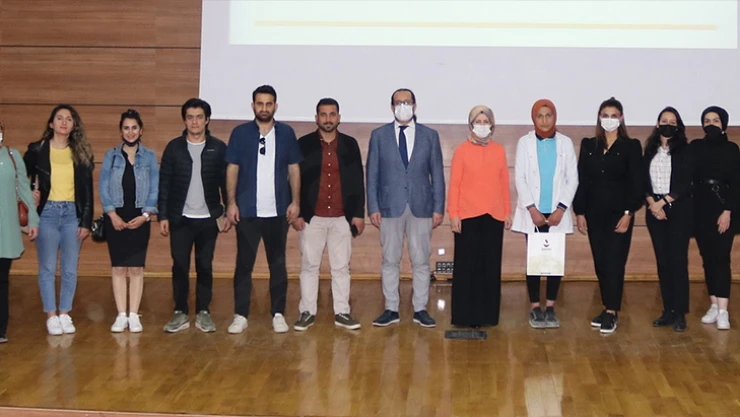 Akademisyenler, aday öğrencilere tecrübelerini anlattı