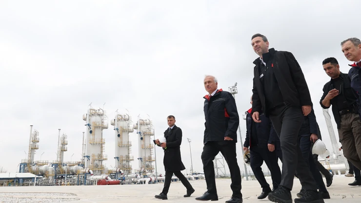 Alparslan Bayraktar'dan doğal gazda arz güvenliğiyle ilgili önemli açıklama