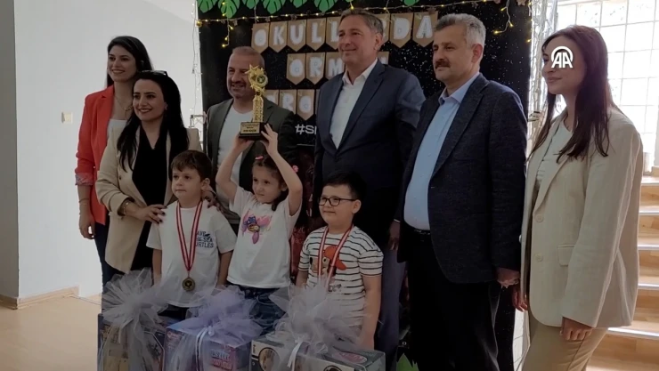 Anaokulu öğrencileri 220 kilo atık pil topladı