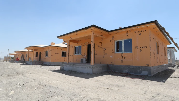 Antakya'da 607 kırsal afet konutunun yapımı sürüyor