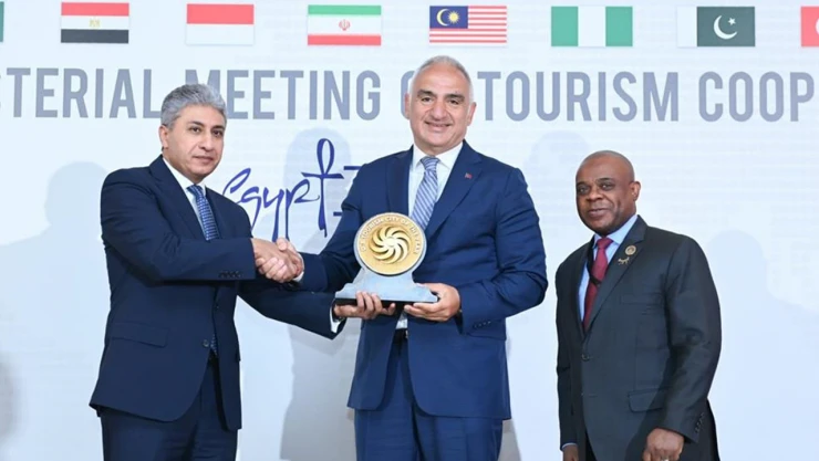 Antalya yılın turizm şehri olarak tarihe geçti