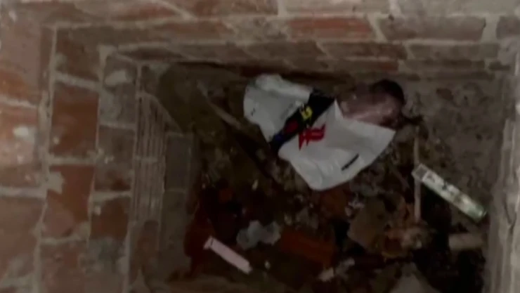 Apartmanın havalandırma boşluğuna atılan yeni doğan bebek hastaneye kaldırıldı