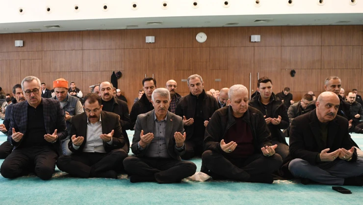 Asrın felaketinde hayatını kaybedenler unutulmadı