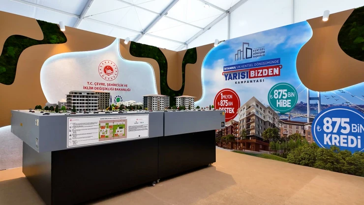 Asrın inşası, dünyanın en büyük Havacılık, Uzay ve Teknoloji Festivalinde