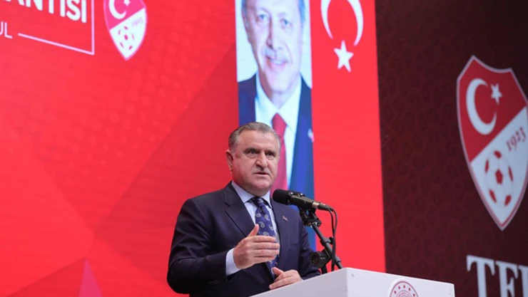 Bakan Bak 'Spor Güvenliği Çalıştayı'nda konuştu