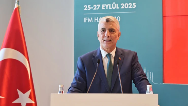 Bakan Bolat, İstanbul mobilya tasarım fuarı tanıtım toplantısında konuştu