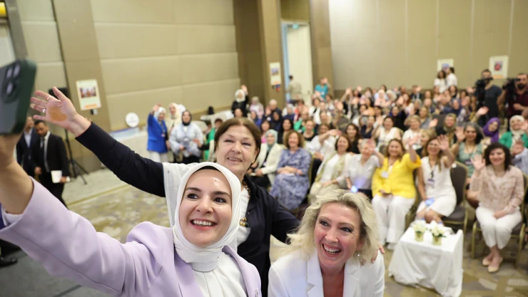 Bakan Göktaş, kadın kooperatifleri temsilcileriyle bir araya geldi