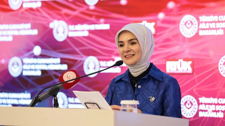 Bakan Göktaş, 'Medya, özellikle kadın temsilinde ciddi sorunlar barındırıyor'