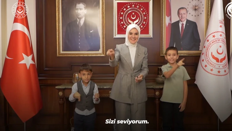 Bakan Göktaş'tan Uluslararası İşaret Dilleri Günü'ne ilişkin paylaşım