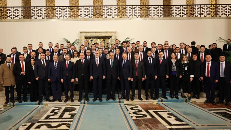 Bakan Işıkhan, deprem bölgesindeki istihdam artışını duyurdu