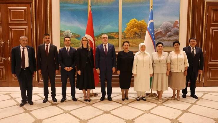 Bakan Işıkhan, Özbekistan'da