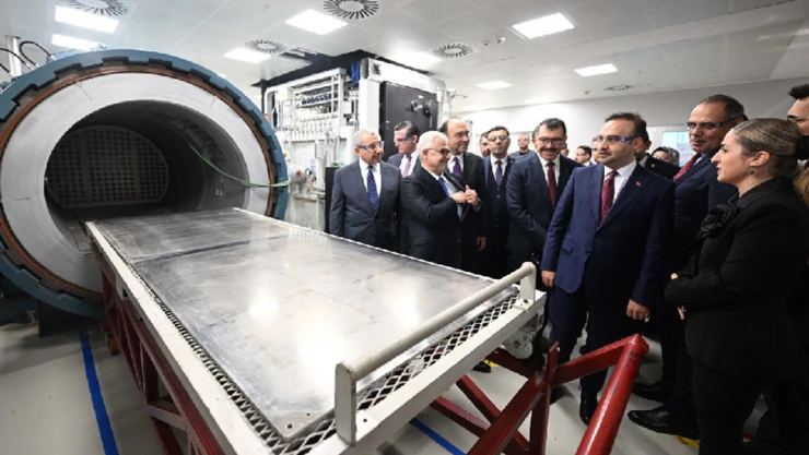 Bakan Kacır, 'Yenilikçi teknolojilerin merkezi olacağız'