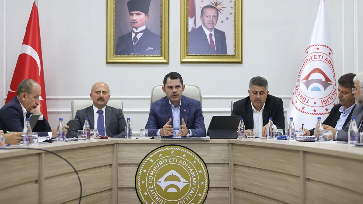 Bakan Kurum, 6 Şubat'ta büyük yıkıma uğrayan Adıyaman'da