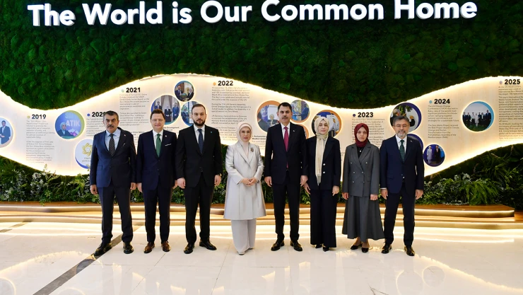 Bakan Kurum, sıfır atık forumu kapsamında 8 ülkeden mevkidaşları ile görüştü