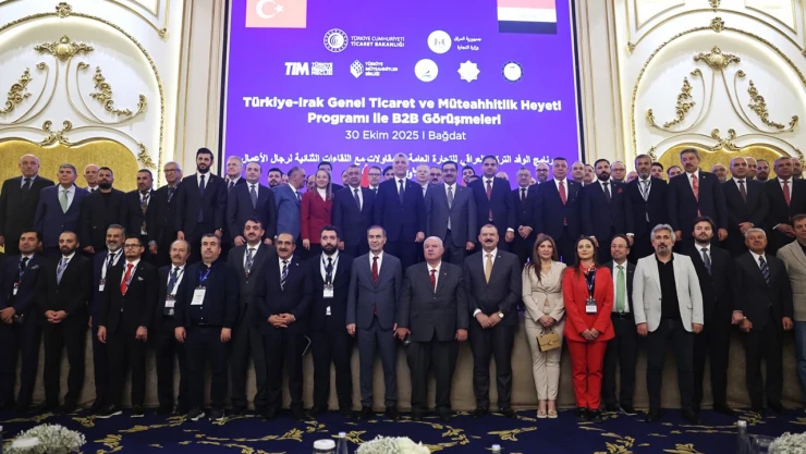 Bakan Ömer Bolat, 100'ü aşkın iş insanıyla Bağdat'ta