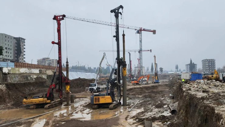 Bakan Özhaseki, deprem bölgesindeki çalışmaları rakamlarla anlattı