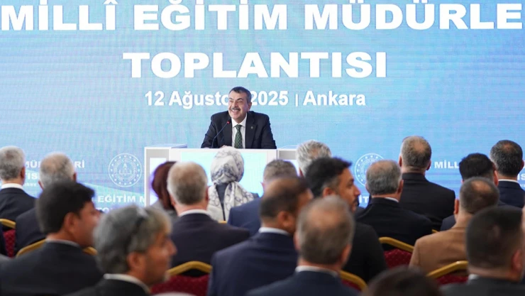 Bakan Tekin, 81 ilin millî eğitim müdürüyle bir araya geldi